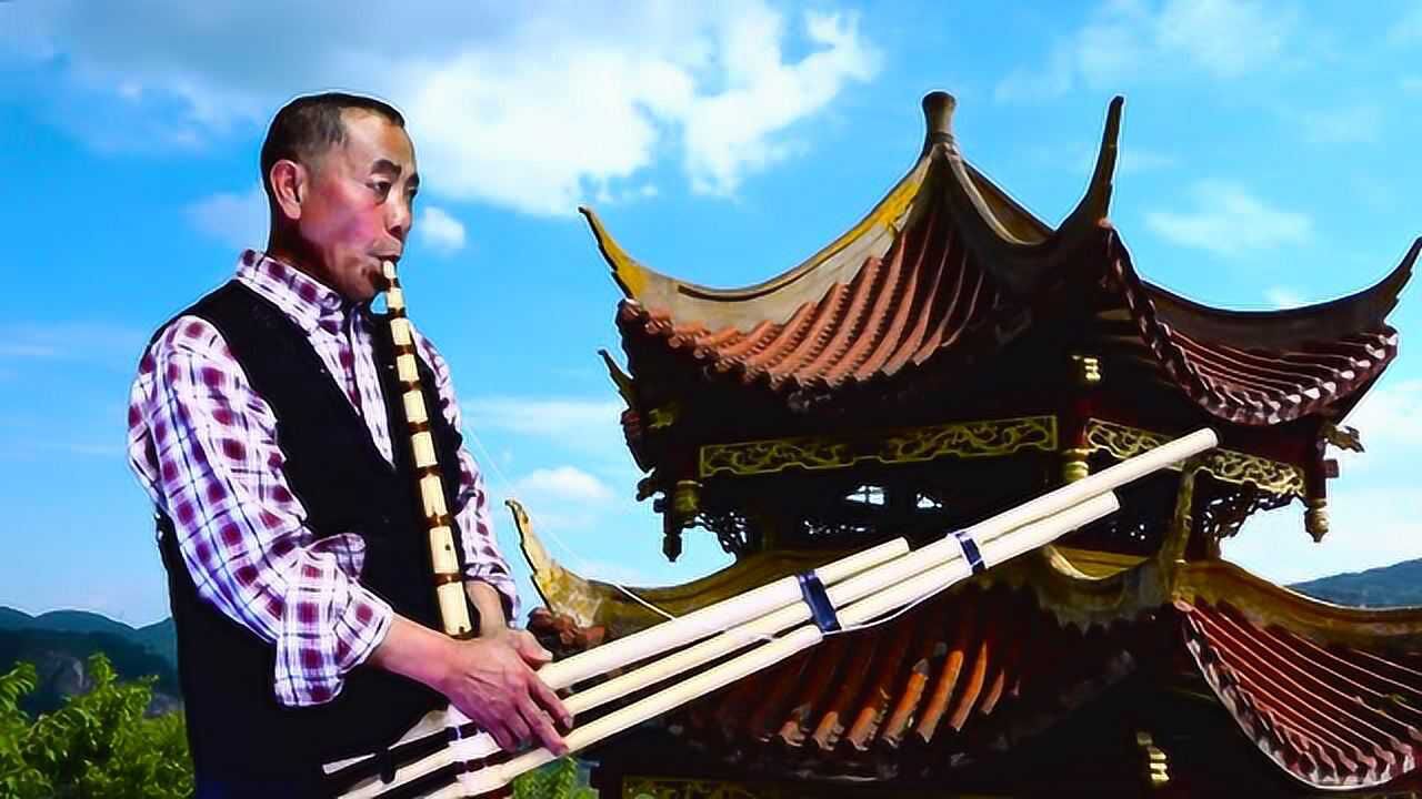 川南苗族芦笙调优雅动听,很多人闻笙而至