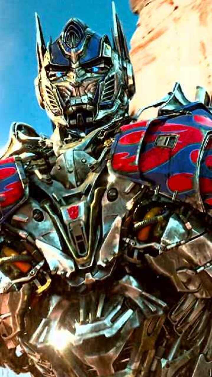 《变形金刚》:擎天柱变形最帅的一次,战斗力爆表!