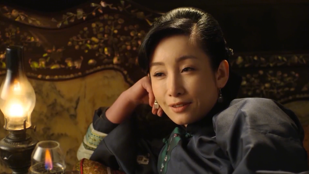 红高粱:大少奶奶守寡10年,每日数豆子消遣,真是风韵犹存