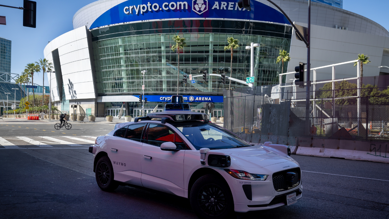 waymo的robotaxi机器人出租车进军洛杉矶,并在该市部分地区提供免费