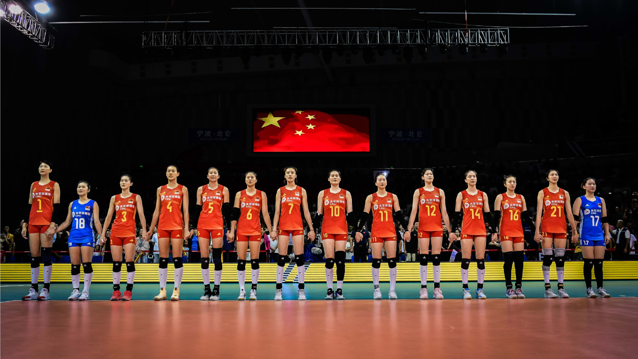 中国女排14人大名单出炉!李盈莹张常宁领衔,王艺竹王文涵落选