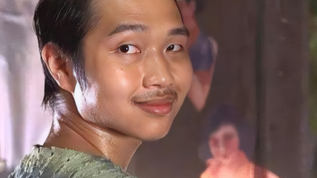 何文辉:从流水线工人到周星驰御用演员,酱爆的逆袭之路