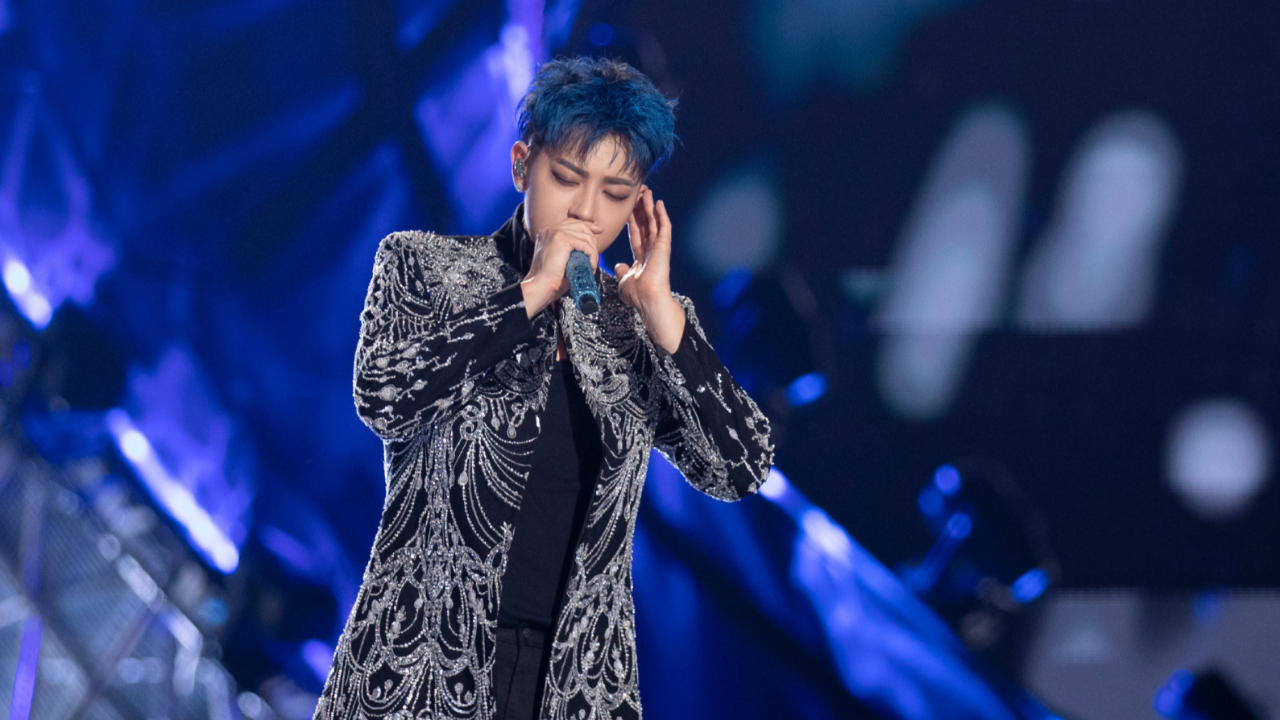 黄子韬30岁跨界玩失踪,歌手踢馆缺席,那英急哭了