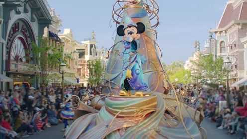 【转载】迪士尼乐园官方发布全新巡游“魔法成真”(Magic Happens)视频！
