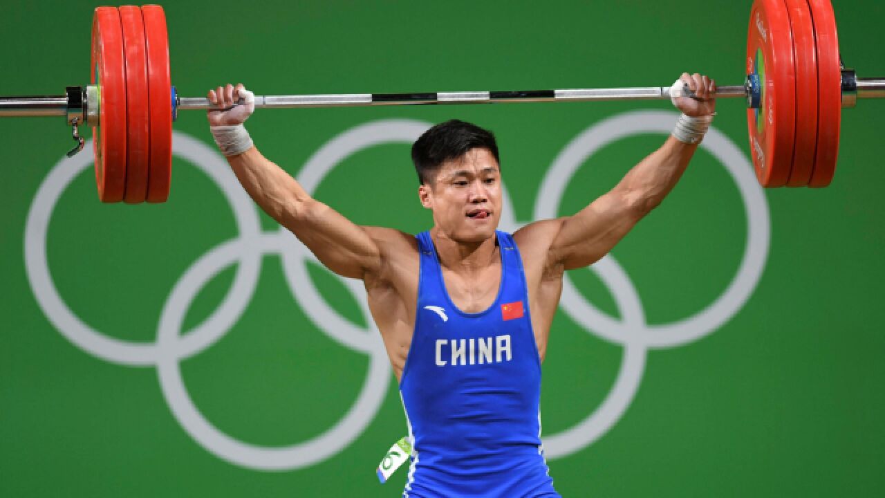 吕小军训练日常曝光!这力量感好绝,难怪能让欧美健身圈跪服