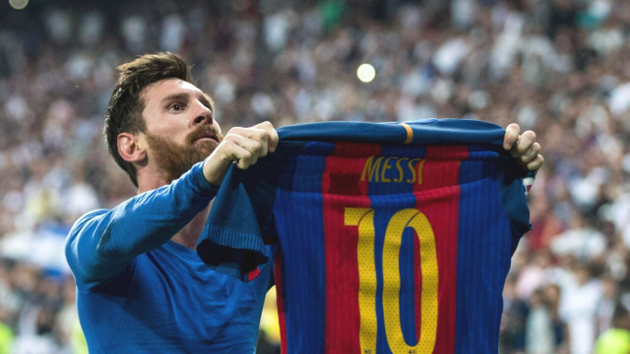 足球热评|梅西能否现身诺坎普,参加阿尔巴和布斯克茨的巴萨告别仪式