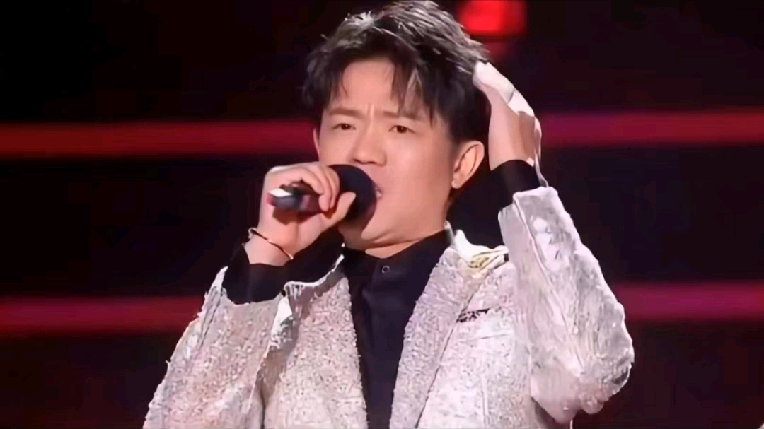 为什么说曾毅的实力是个谜?不仅说唱实力了得,粤语水平力压玲花