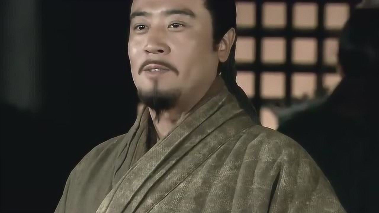 三国演义中被张飞鞭打的督邮是干什么的