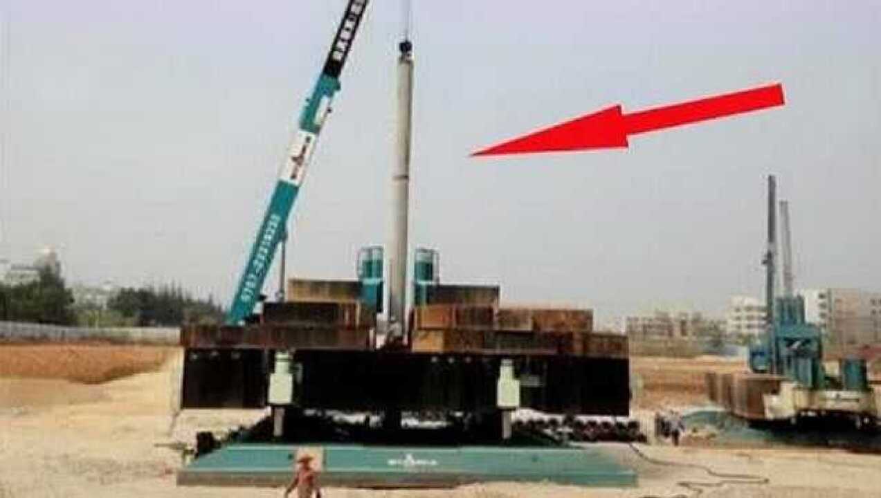世界首台“静力压桩机”工地打桩没噪音了，还能节省40%钢筋_高清