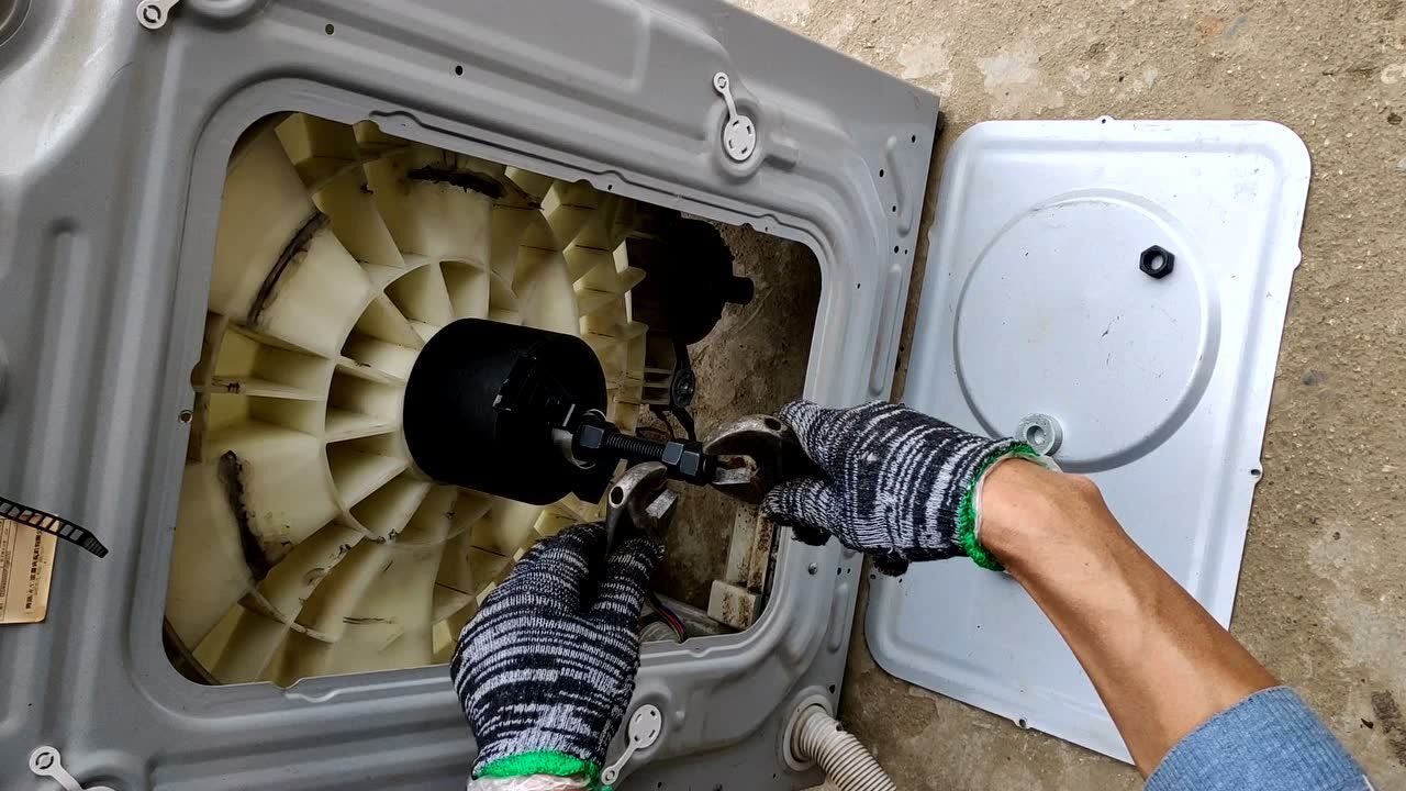 滚筒洗衣机轴承拆卸拉马工具洗衣机轴承拆卸工具文氏工具