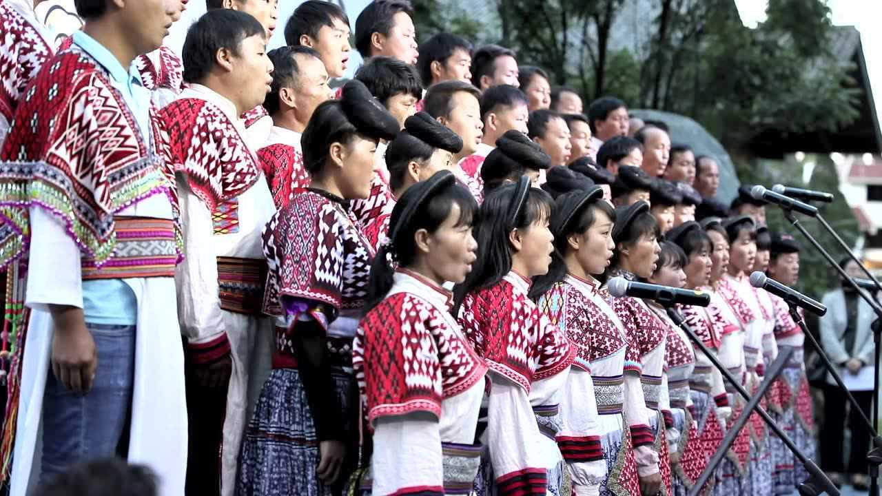 文化之美·金有所属年度成果展上的小水井合唱团(《迎宾曲》)