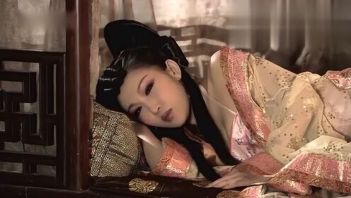 活佛济公:夫人责怪张鹿,不料惹火了他,竟想拖着夫人一起死