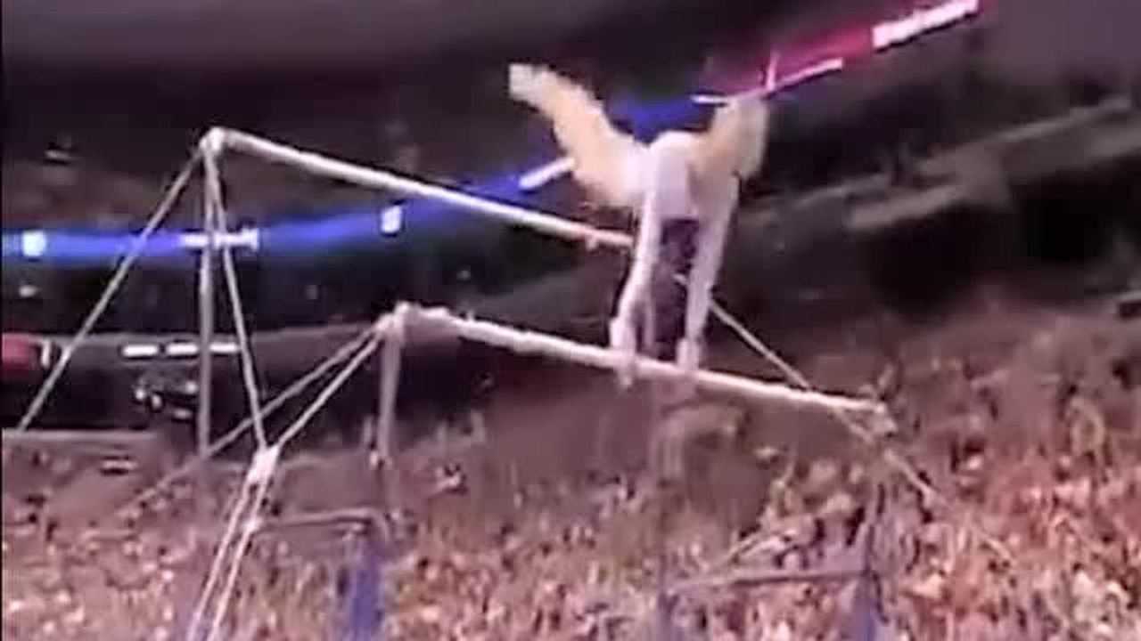 高低杠大展示!体操美女京格尔首次挑战高难度高低杠!