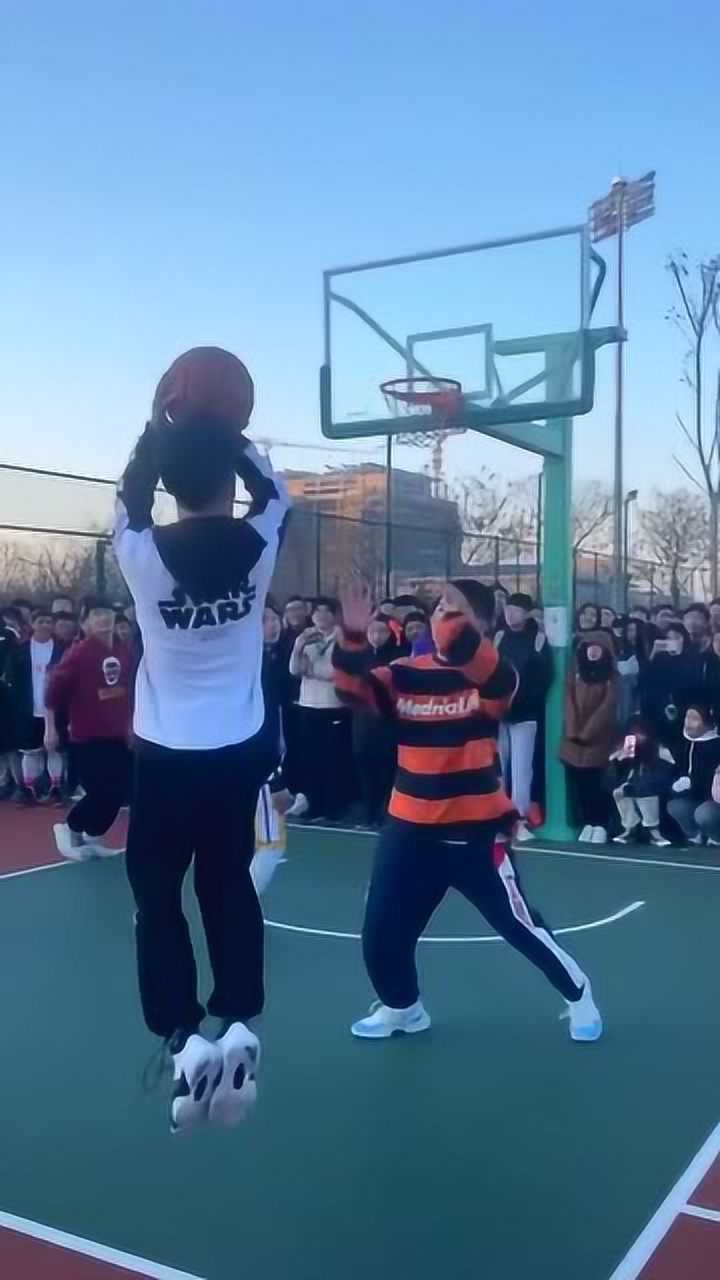 天青哥也防不住的街球回旋镖加梦幻脚步