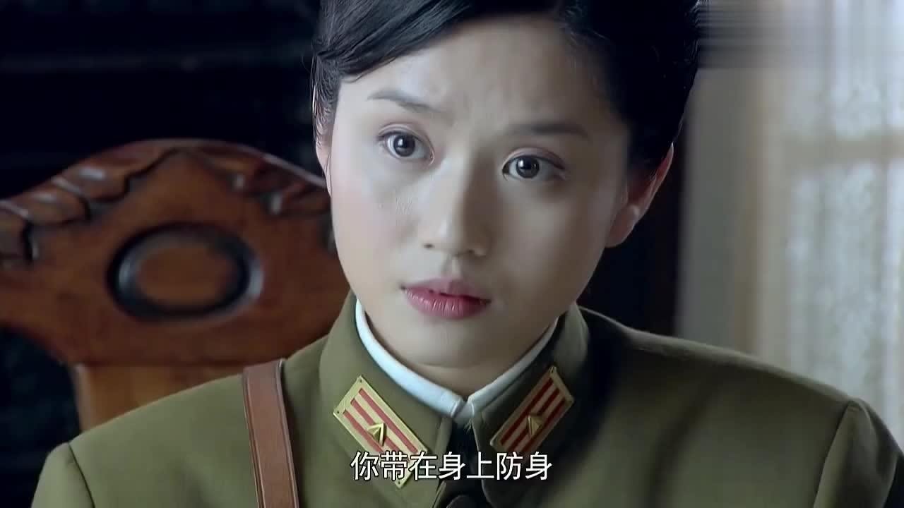 狐影:雷震给妹妹送见面礼,一只袖珍勃朗宁,手枪家族的掌心雷