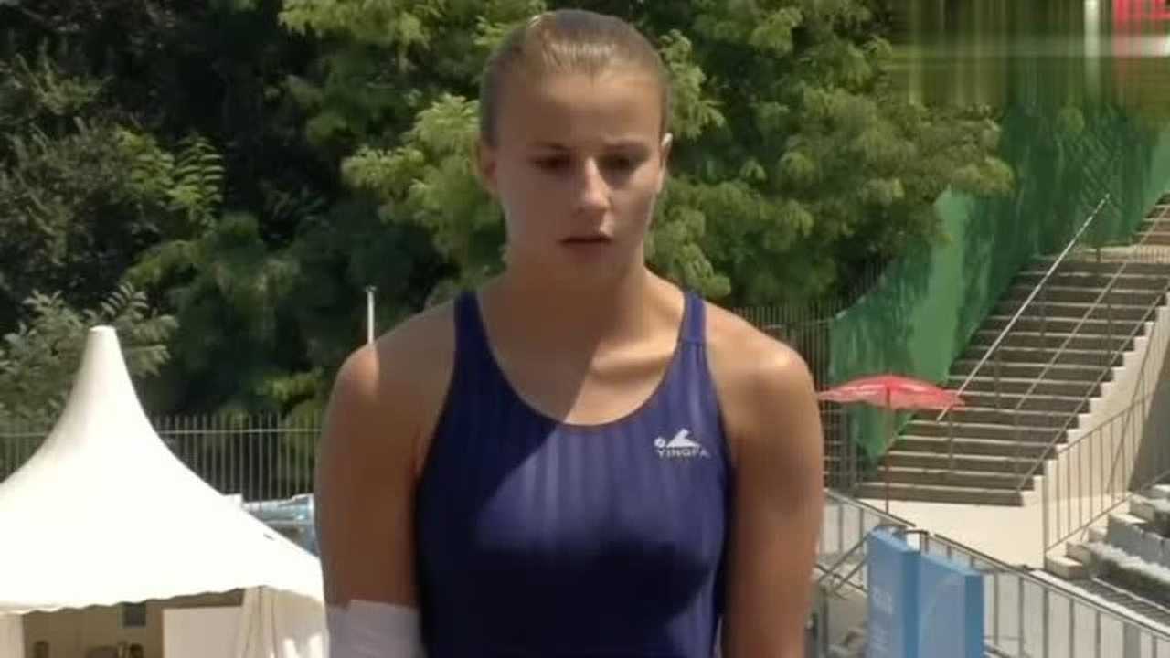 法国美女跳水运动员,身材迷人,落水那一刻全场鼓掌尖叫