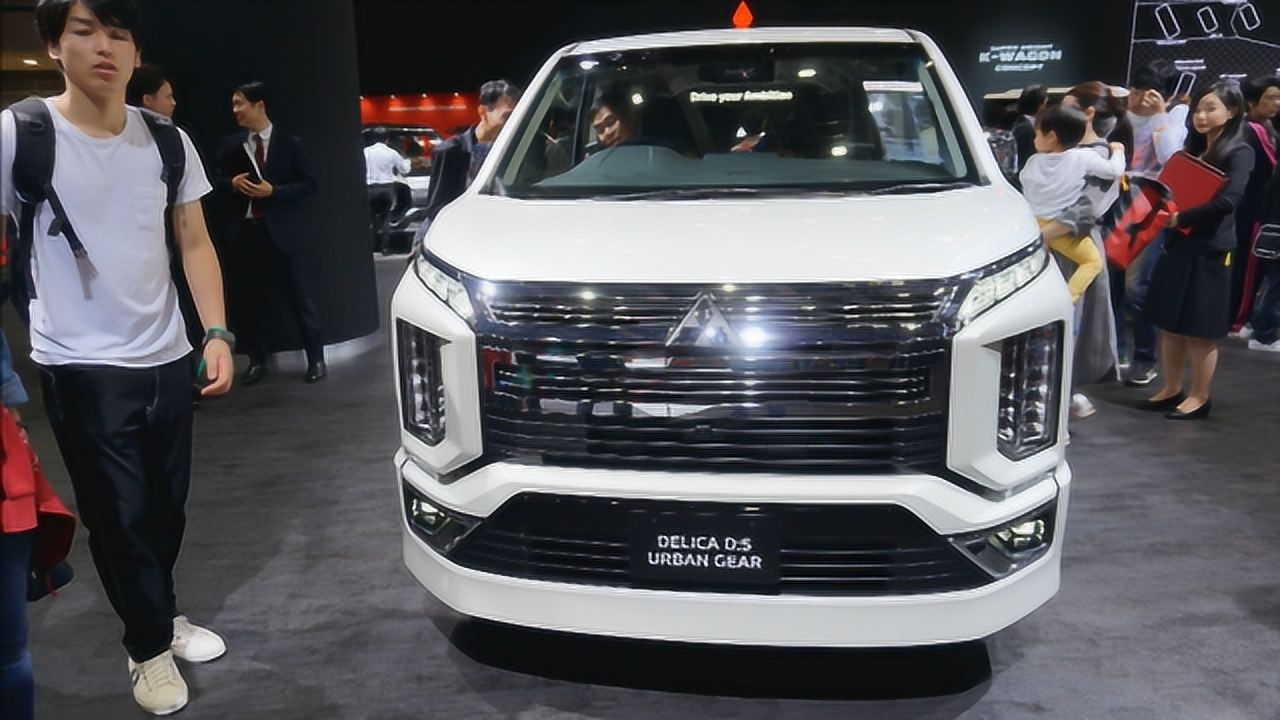 三菱全新商务mpv2020款三菱得利卡d5惊艳亮相全方位实车展示