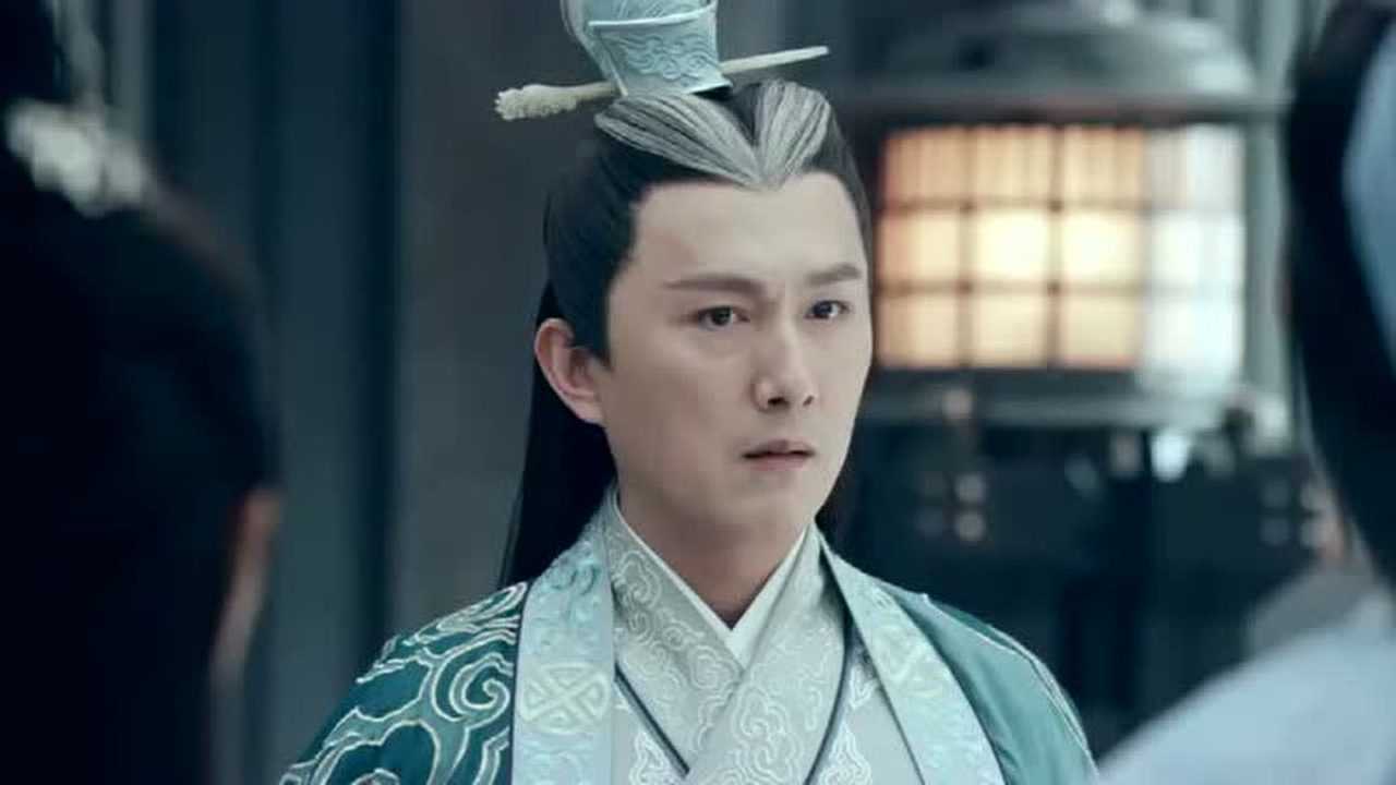 青云志几人被苍松说教一番后离开了