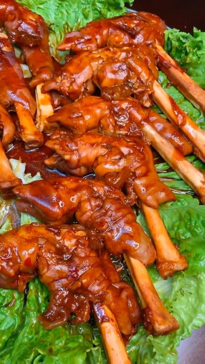 超级简单的麻辣羊蹄做好了,跟着步骤做一定可以成功