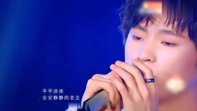 隔壁老樊:歌曲《多想在平庸的生活拥抱你》