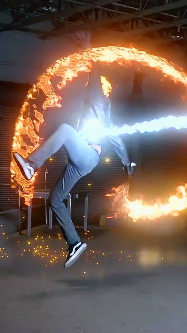 真正的鬼火少年这可不是精神小伙这可是大名鼎鼎的恶灵骑士