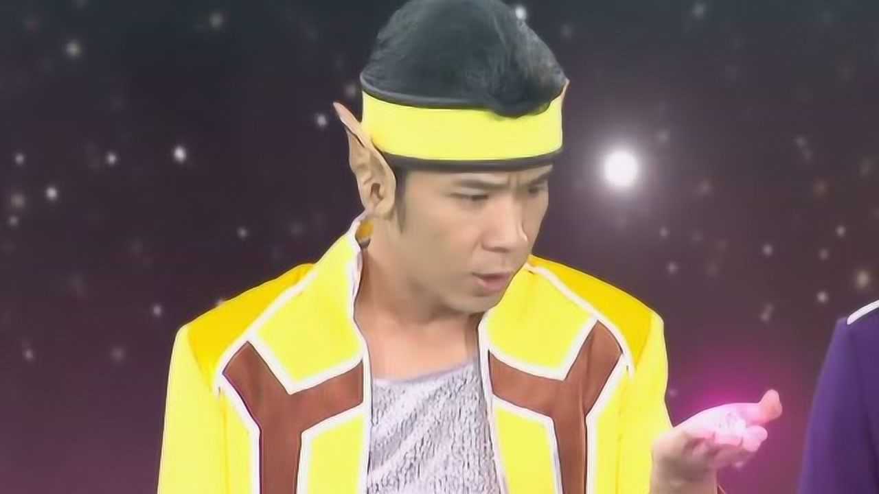 萌学园5坚尼被关在了拘禁室里蓝宝被吸血大帝给附身了