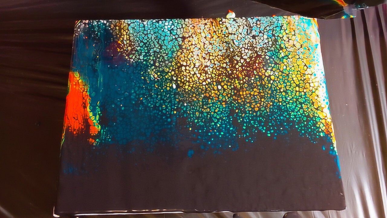 流体画"细胞"效果教学,颜料中添加硅油,细胞效果轻松做