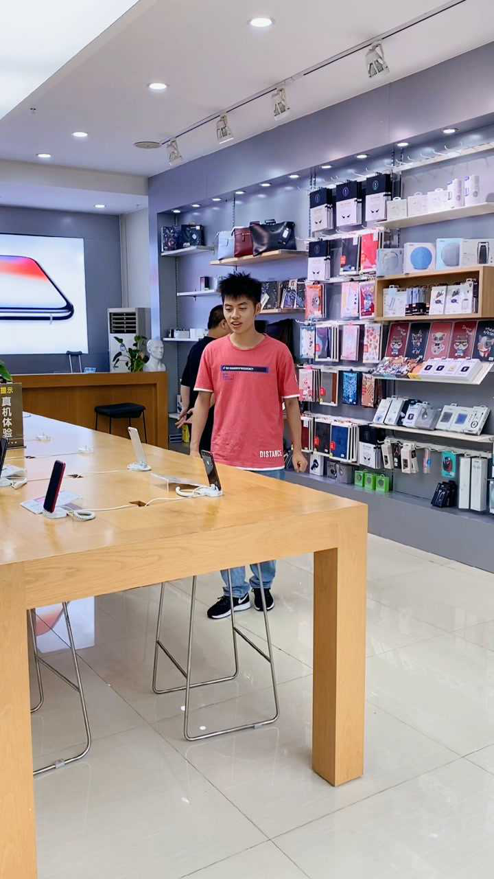 我吴存伟混了20多年终于有人叫我老公了