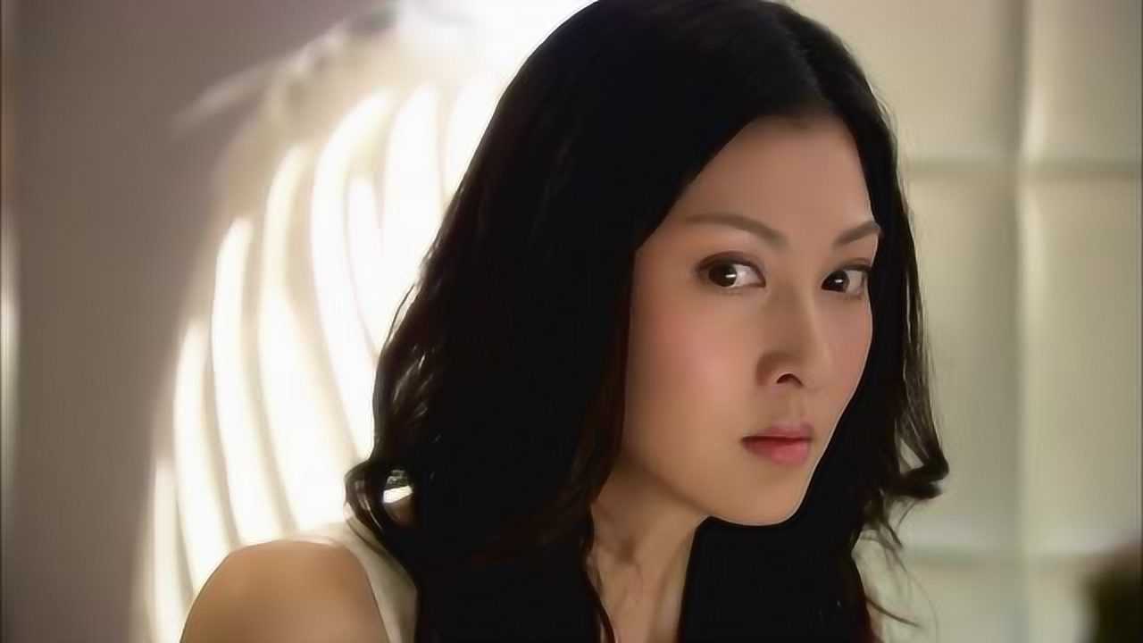 回家的诱惑艾莉天天在家发疯摔碎一地东西剧组经费在燃烧