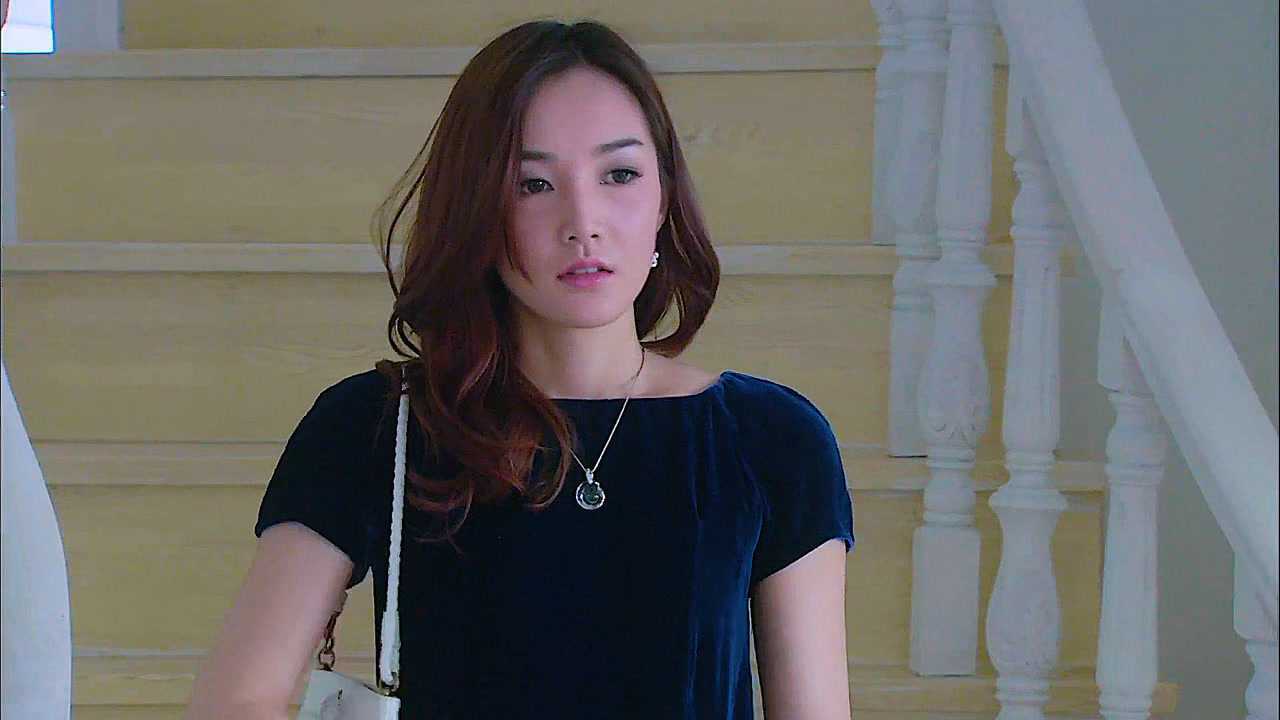 女神周泓老公比自己年龄大老夫少妻生活发生矛盾老公躲着妻子