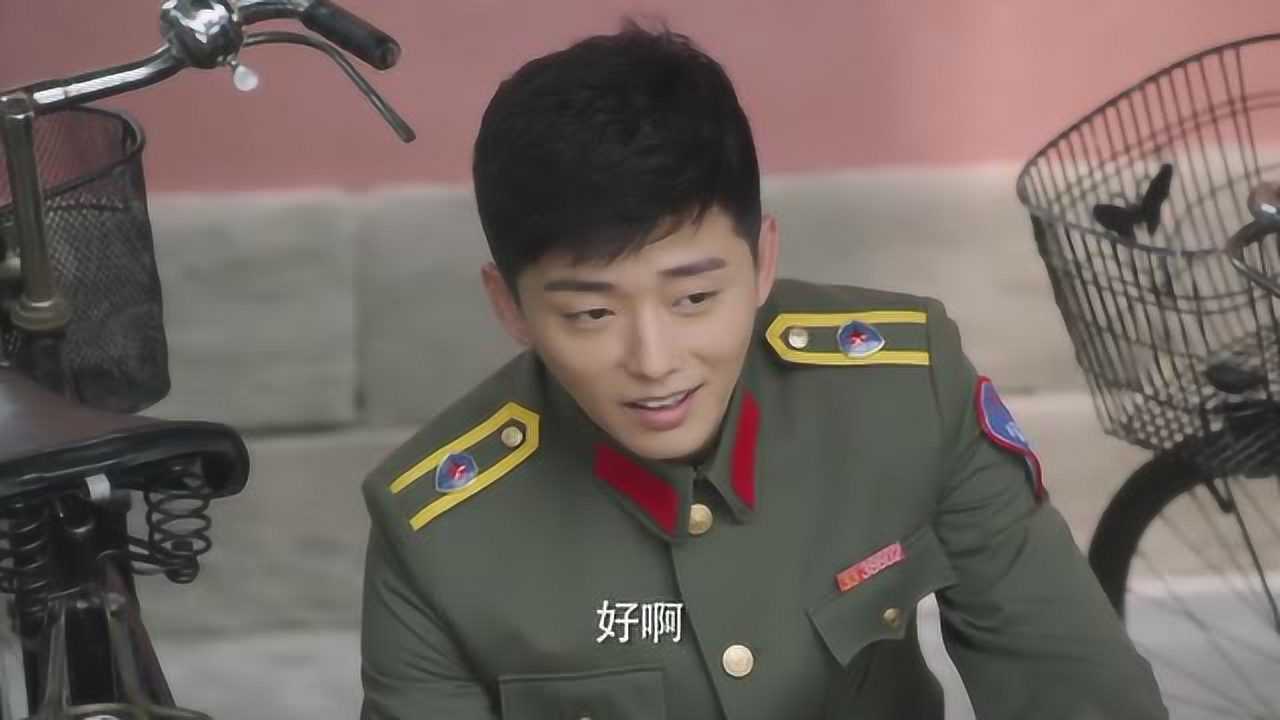幸福照相馆于俊主动示好还送春燕回家不巧被苏爸看到了
