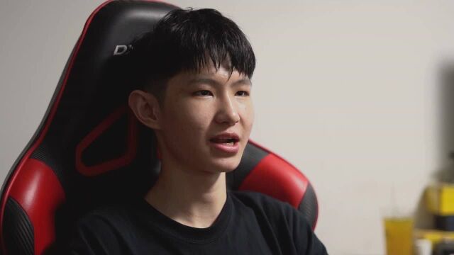 世冠探营vlog:无痕蓝柚四分之一决赛探营成都ag超玩会