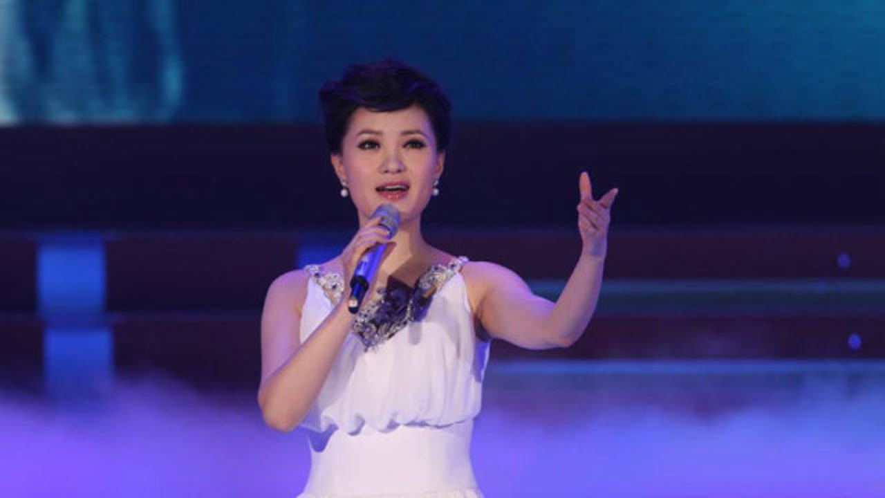 2020年8月6日发布腾飞音乐5806人订阅订阅03:55《记住乡愁》演唱:雷佳