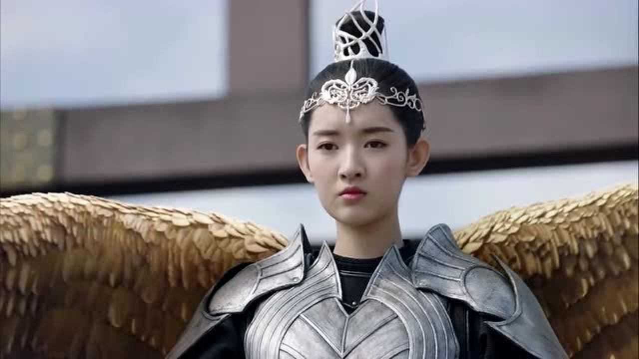 九州天空城2风如澈展开金翼威风凛凛从天而降敌方士兵拜错羽皇