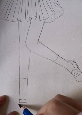 漫画女孩腿部画法图片