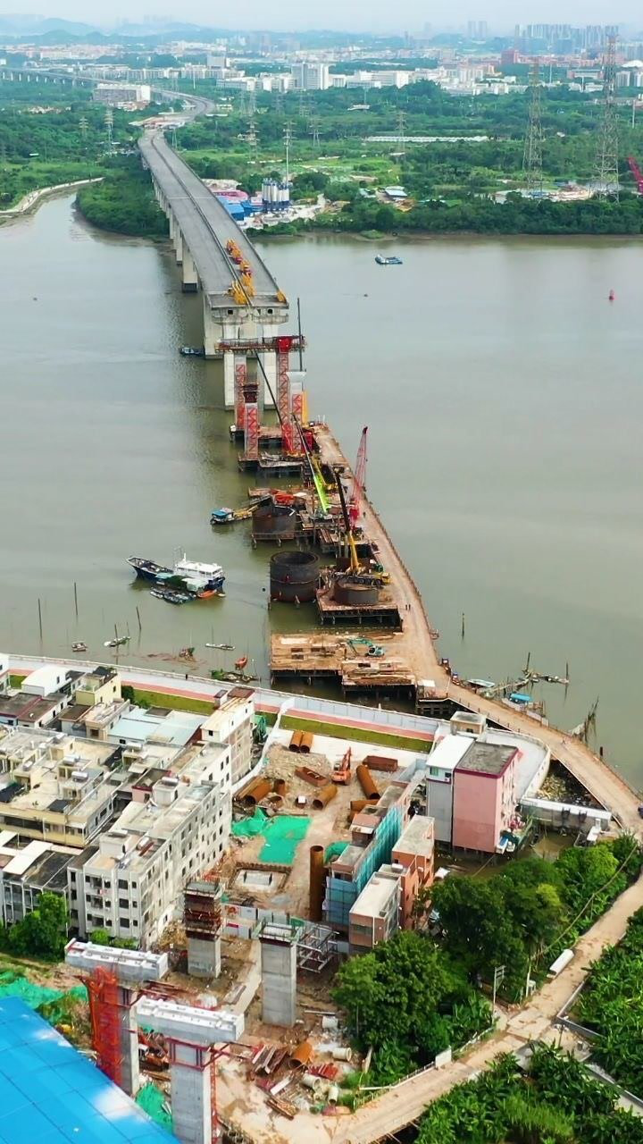 广州新化快速路北段一座孤悬江面11年的断头桥在通过十年之久的商谈后