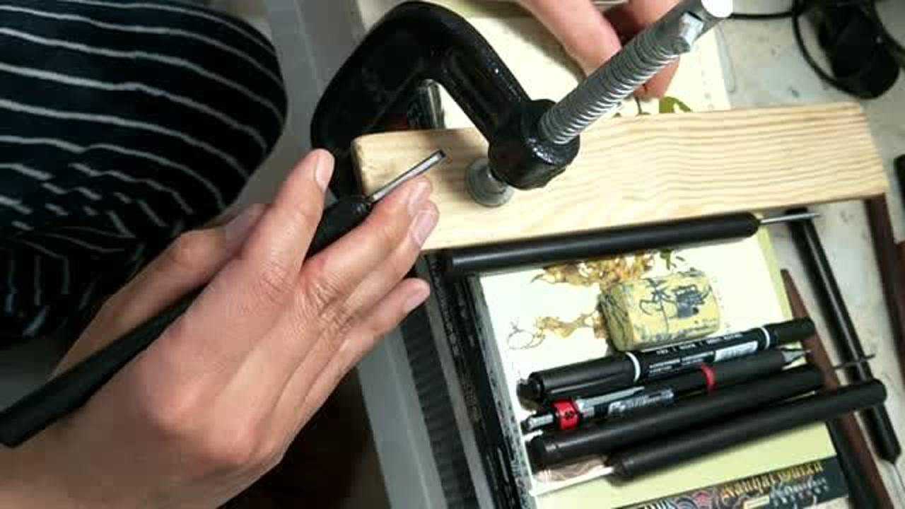 纯刻刀雕刻技巧分享握刀