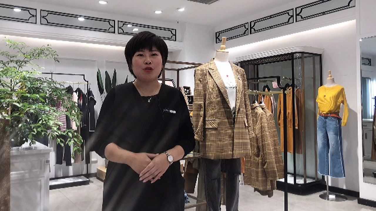 中百大厦诸城店女装类姣鼎,念奴娇专柜
