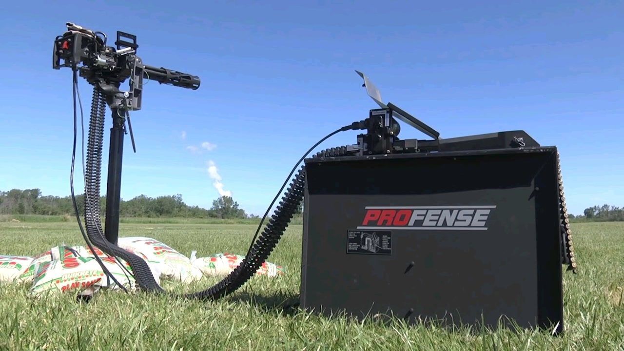 高科技超猛火力profensem134六管加特林机枪每分钟3000发