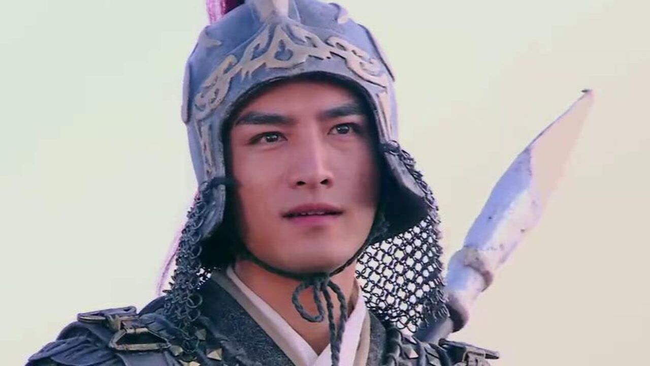 隋唐英雄:伍云召vs宇文成都,小将枪法如云,争做枪法第一人