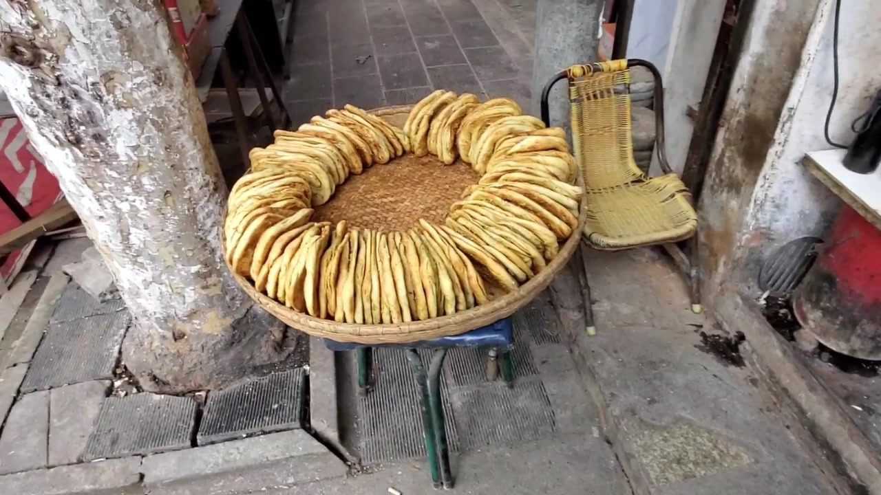 汉中市洋县特色小吃,核桃馍,看看怎么样