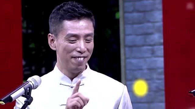 李菁不愧是专业相声演员,这段相声太经典,没看过的人估计没有几个!