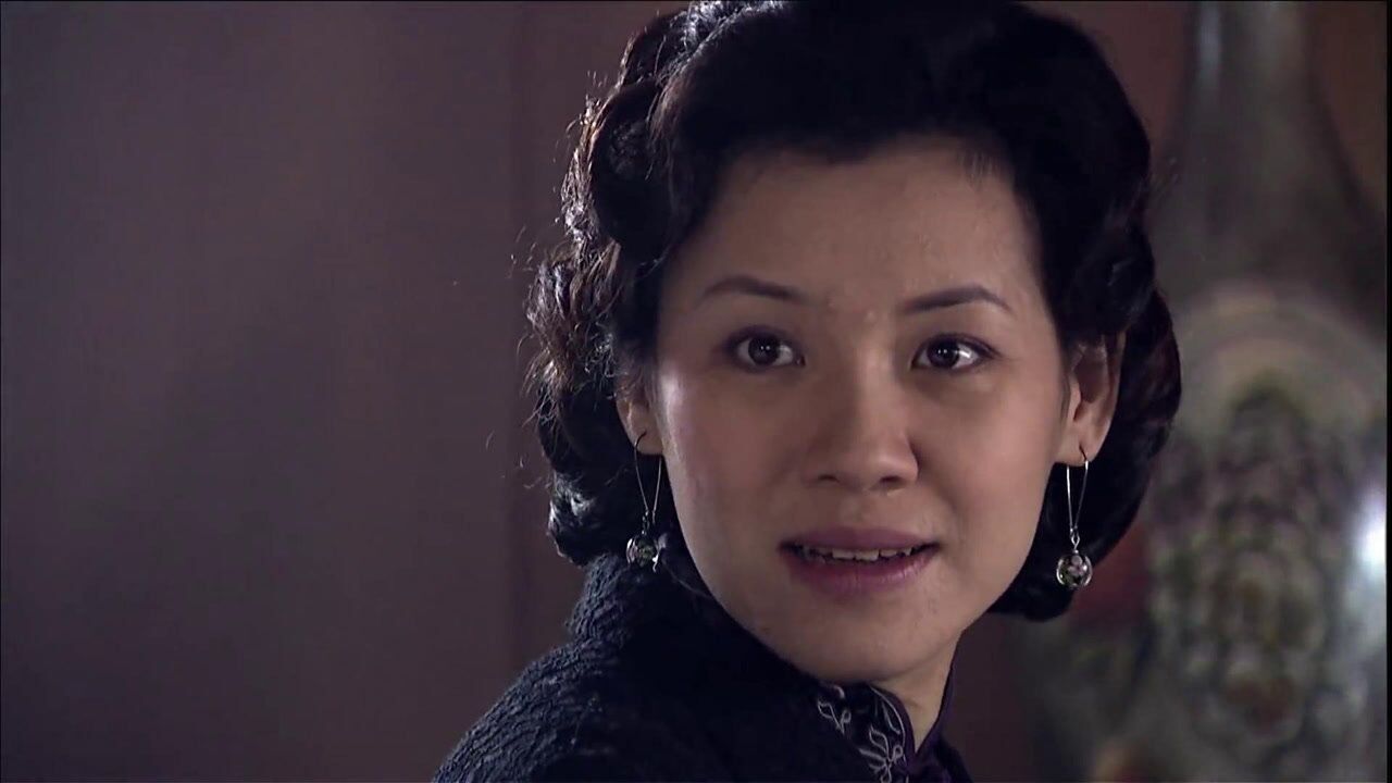 五号特工组欧阳剑平接头遭伏击不愧是经过训练的身手了得