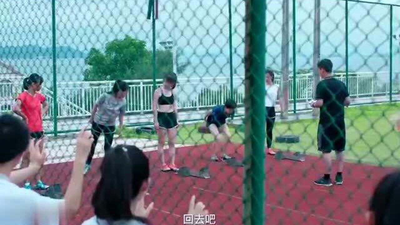 光脚不怕穿鞋的!美女光脚跑步,把其他人都甩在了后面_高清1080P在线观看平台_腾讯视频