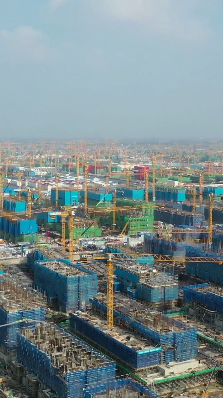 雄安新区1500台塔吊同时工作太震撼了