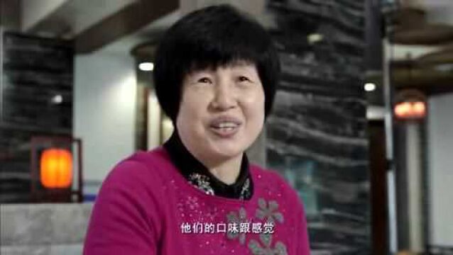 母女俩想要做到这个美食城,想要客家小吃一代一代的传下去