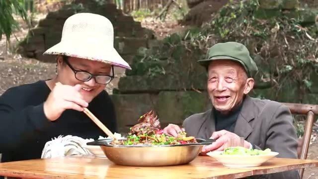 7斤土鸡,做一份重庆名菜“烧鸡公”麻辣鲜香,开胃下饭,吃过瘾