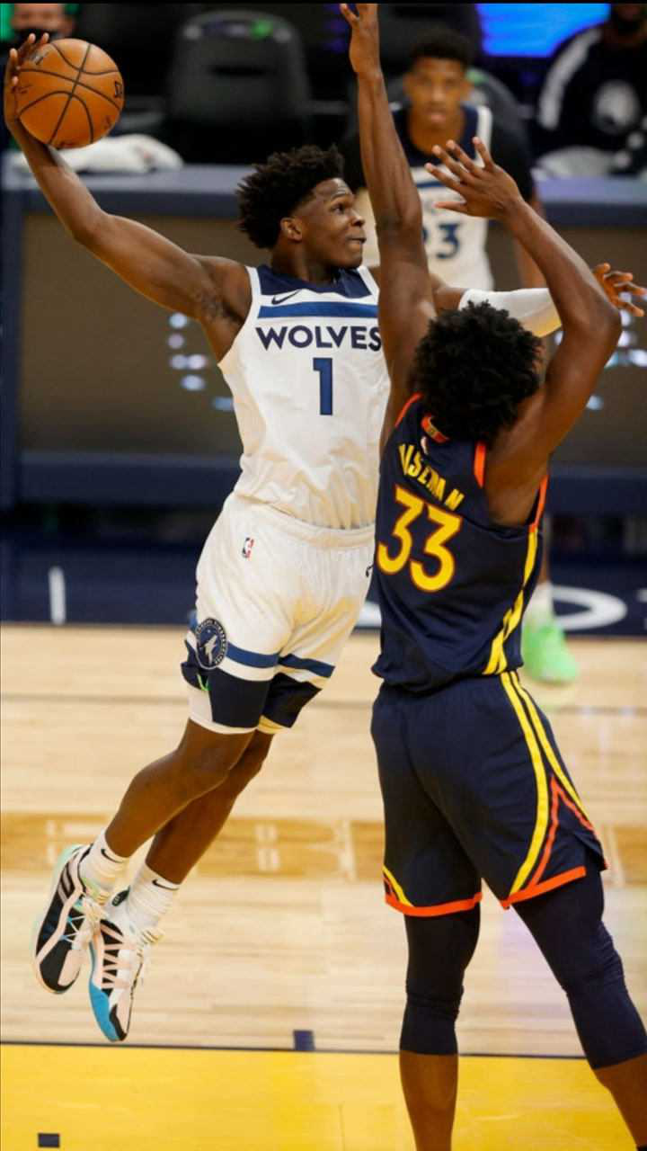 爱德华兹:就你当初跟我抢状元啊