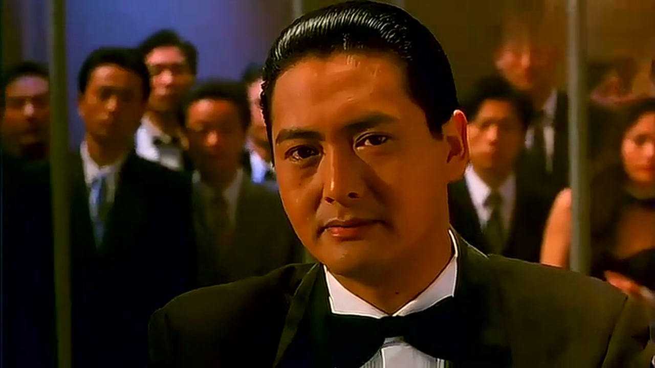 赌神:赌神大战赌王真厉害,十亿一把梭哈不过瘾,竟要赌身家性命