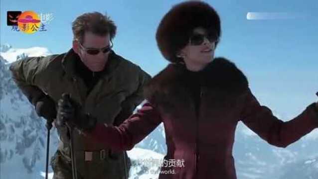 007:邦德陪玉人滑雪,一举头发现不对劲,下秒调头疯狂遁迹